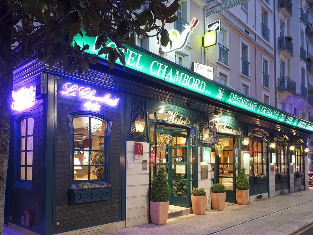 Hotel Chambord Vichy Bagian luar foto