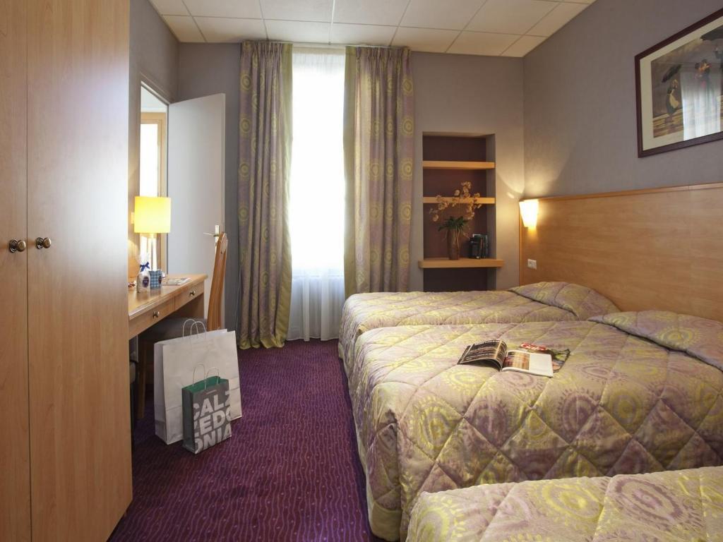 Hotel Chambord Vichy Ruang foto