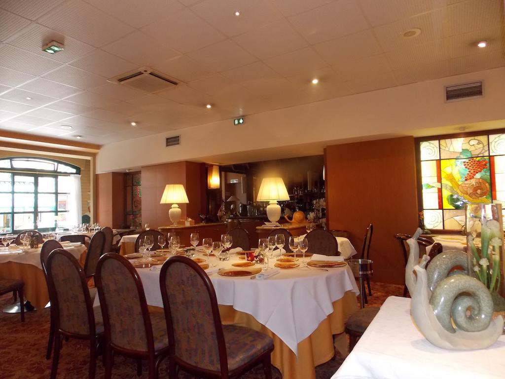 Hotel Chambord Vichy Bagian luar foto